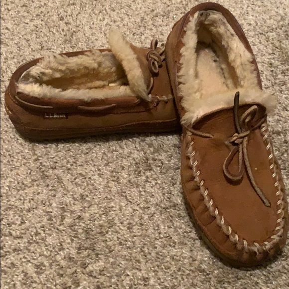 Slippers - Picture 3 of 3